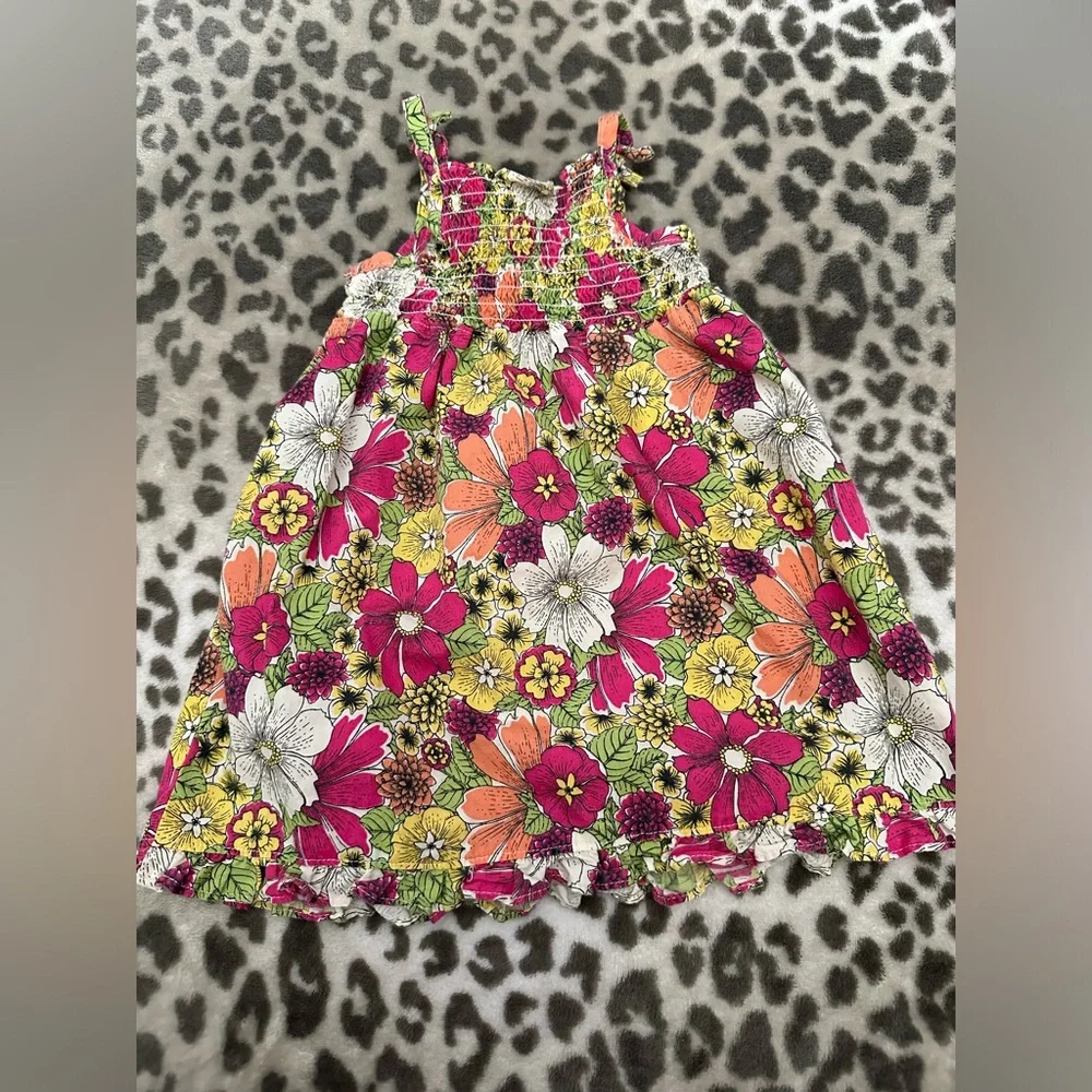 Old Navy Floral Summer Dress in Pink Size Newborn 6-12 months